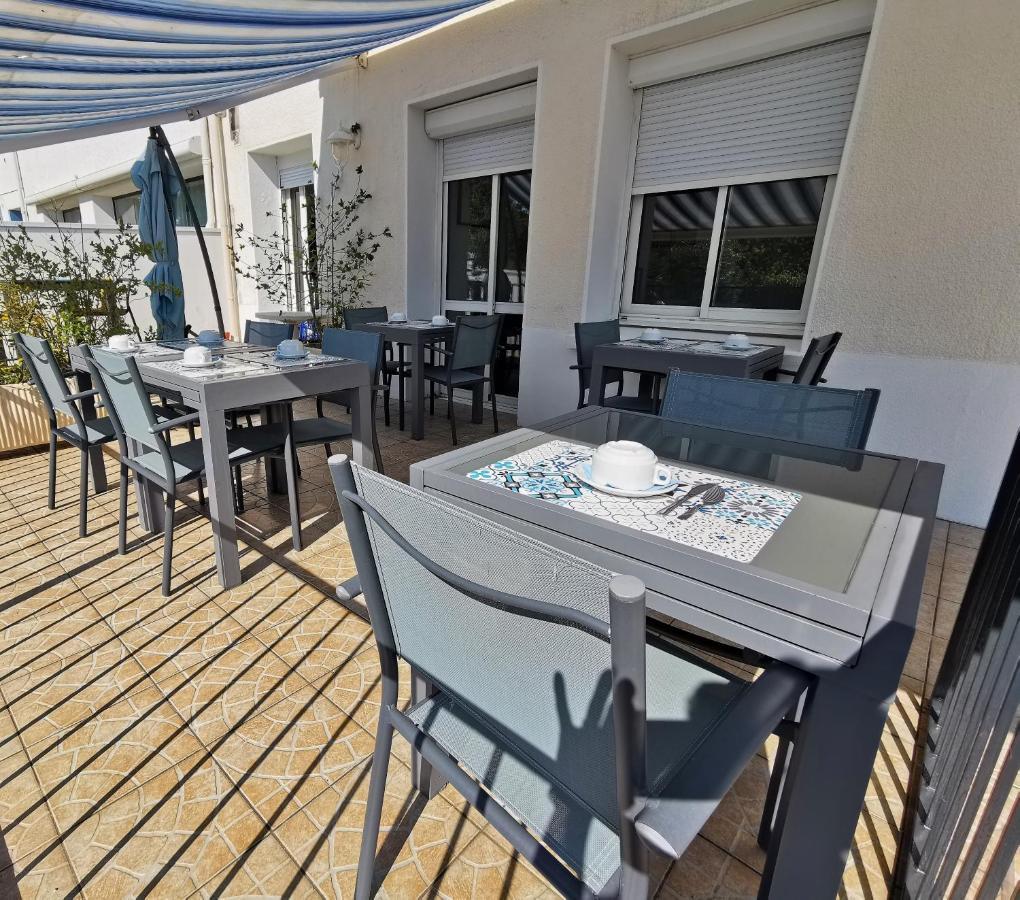 Hotel Le Pasteur Royan Exterior photo